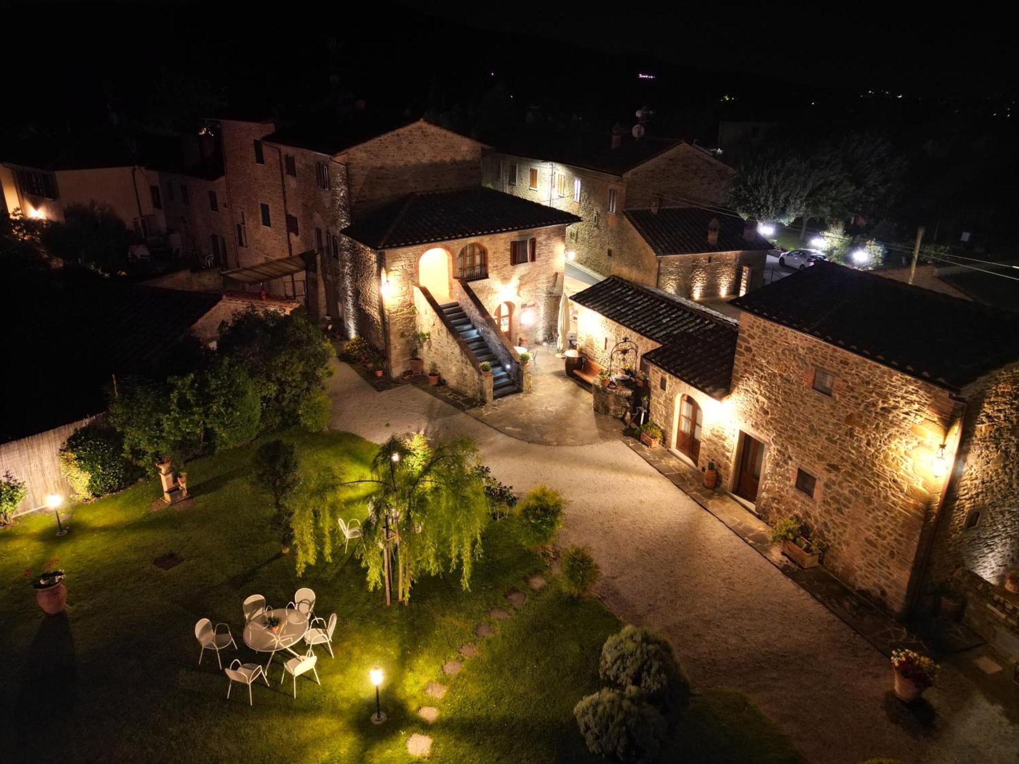 Casale L'Antico Carro Bed & Breakfast Cortona Bagian luar foto